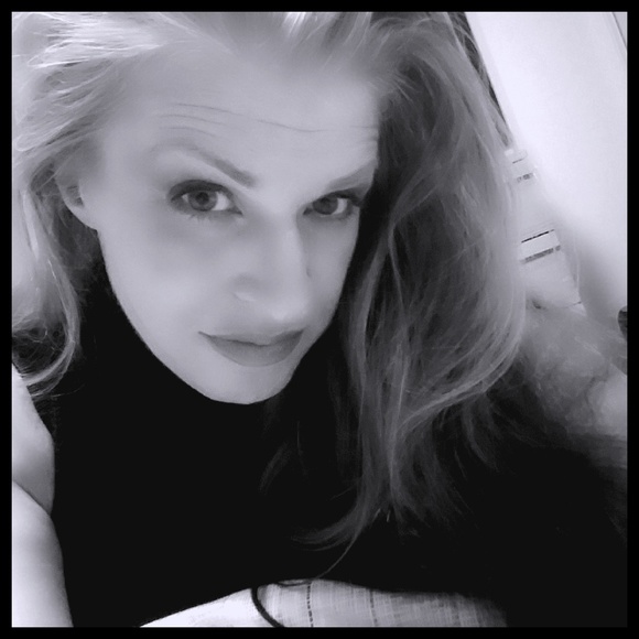 Meet your Posher, Windy....Men's Wardrobe - Picture 3 of 3